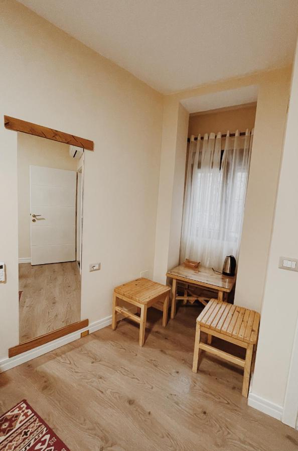 At Pikotiko'S - Korca City Rooms For Rent Korce Exterior foto