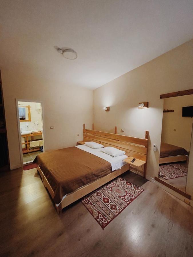 At Pikotiko'S - Korca City Rooms For Rent Korce Exterior foto