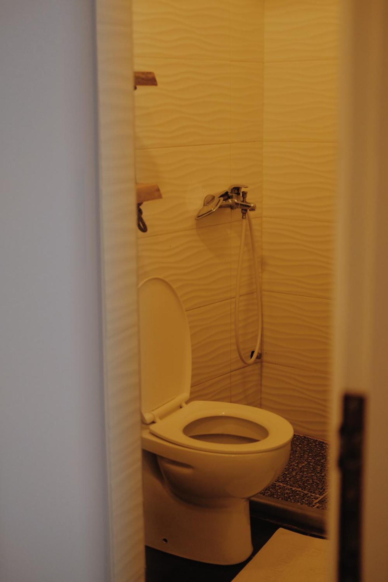 At Pikotiko'S - Korca City Rooms For Rent Korce Exterior foto