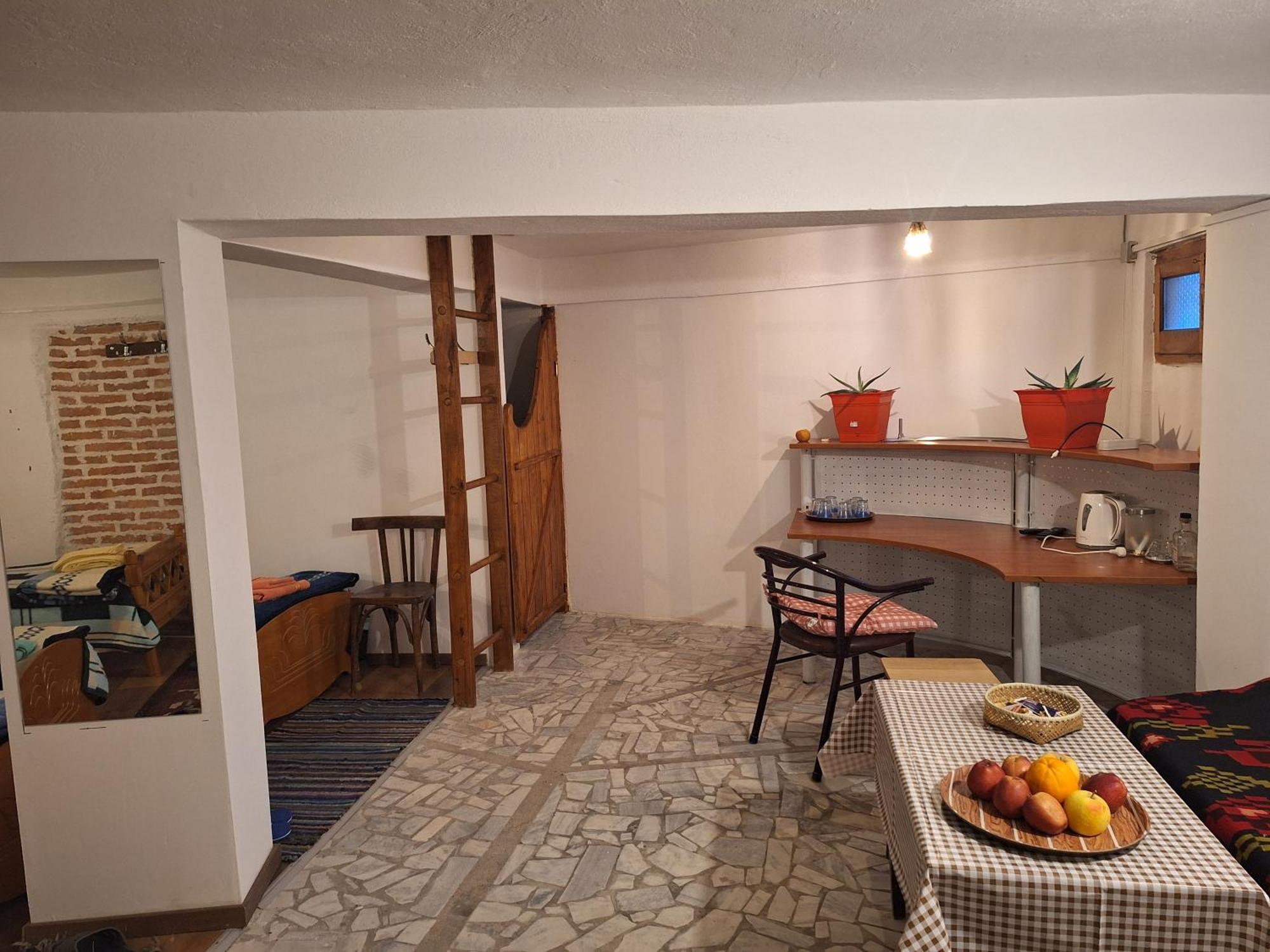 At Pikotiko'S - Korca City Rooms For Rent Korce Exterior foto